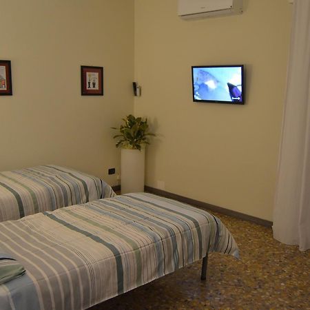Bed And Breakfast Bissolati Брешия Экстерьер фото